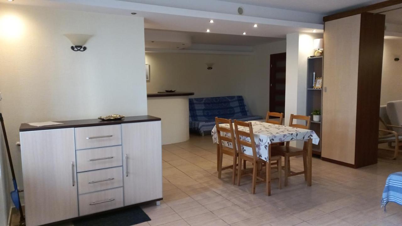 Apartamenty Warka Extérieur photo